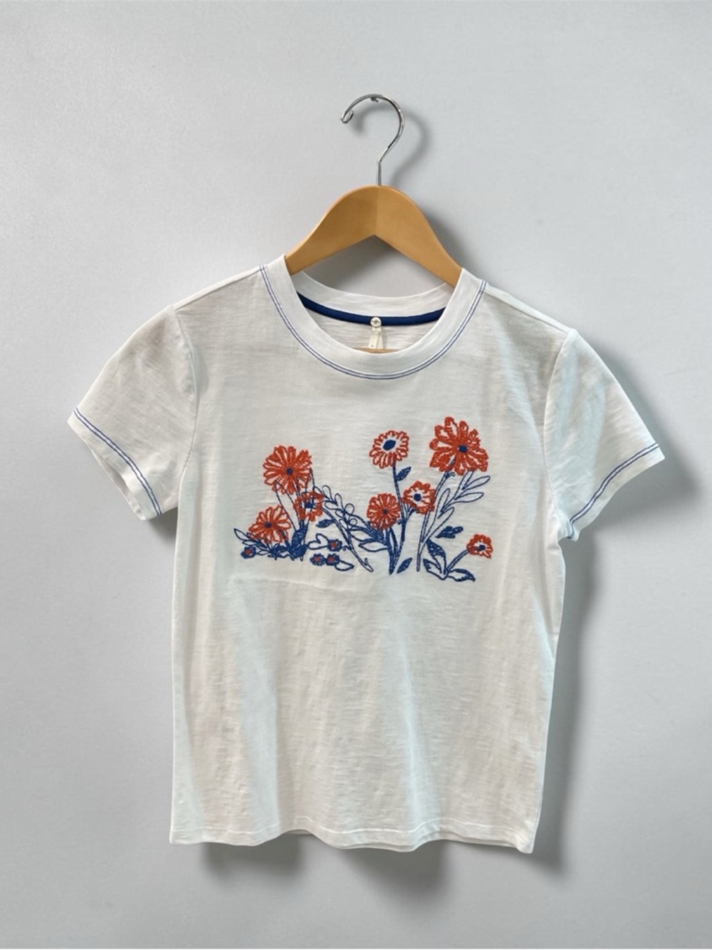 NWT Flower Stitch Tee